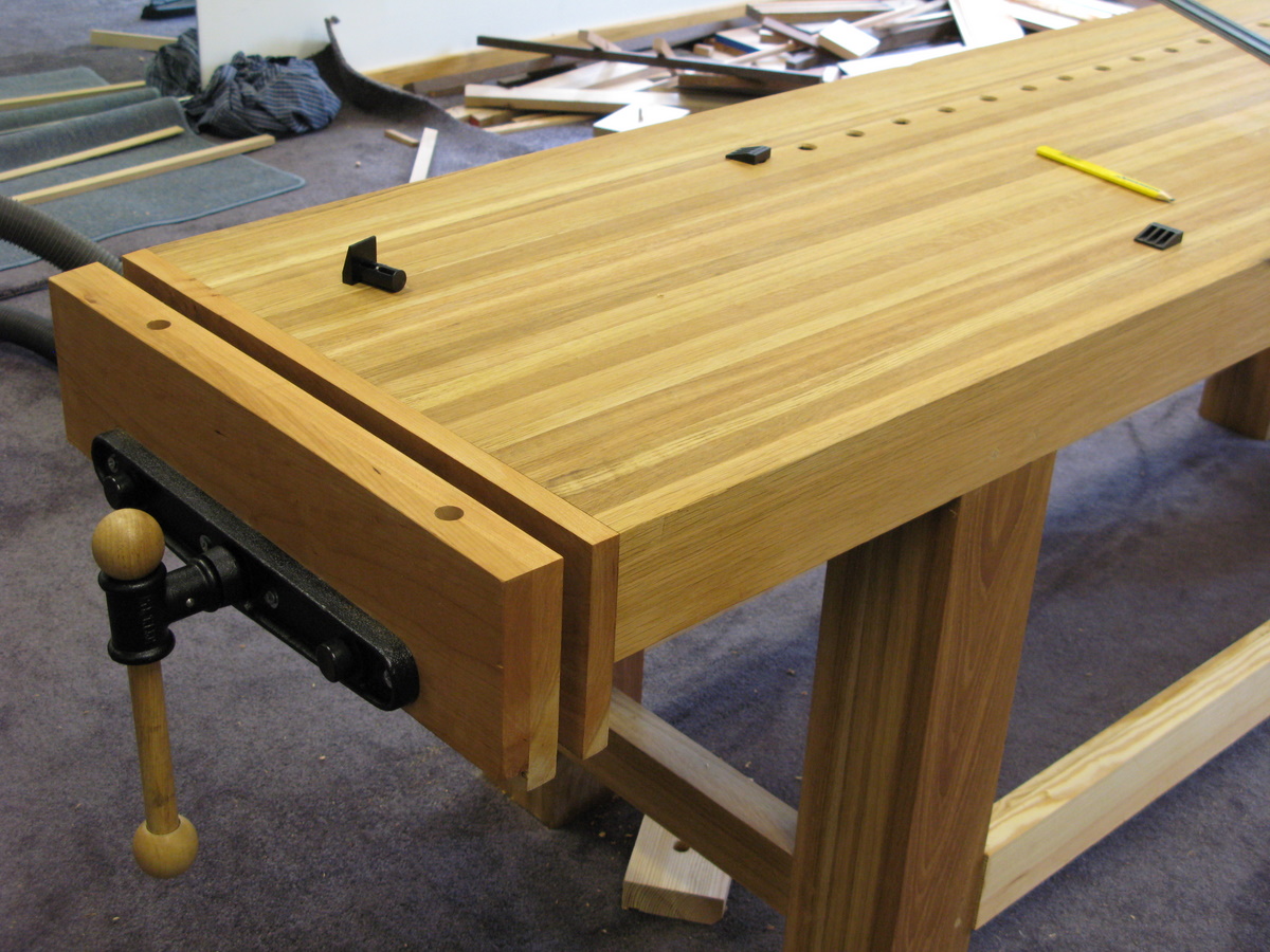 Workbench+End+Vise Rear view of end vise. It's a Rockler large vise 